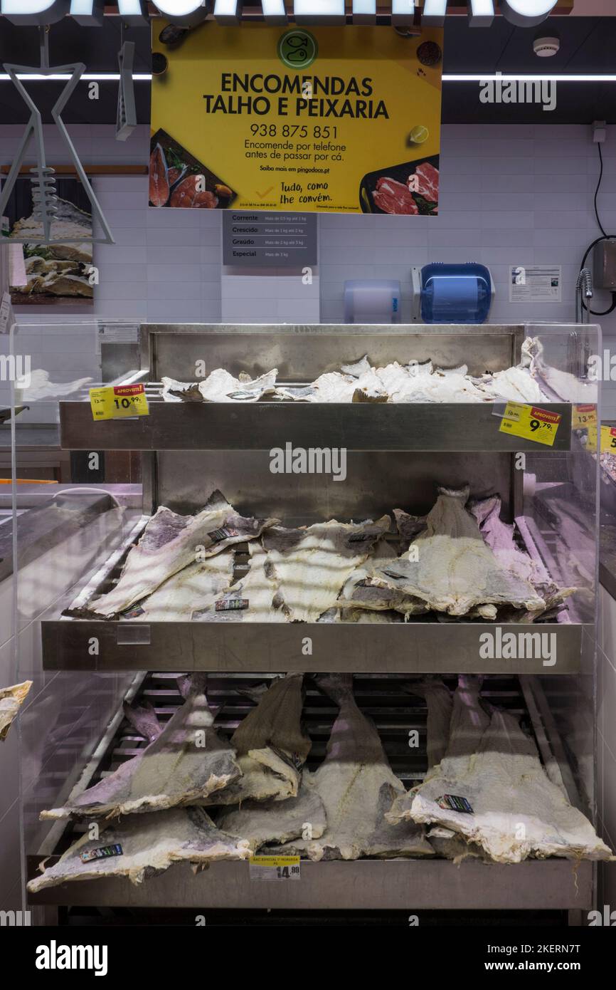 Portuguese supermarket fotografías e imágenes de alta resolución - Alamy