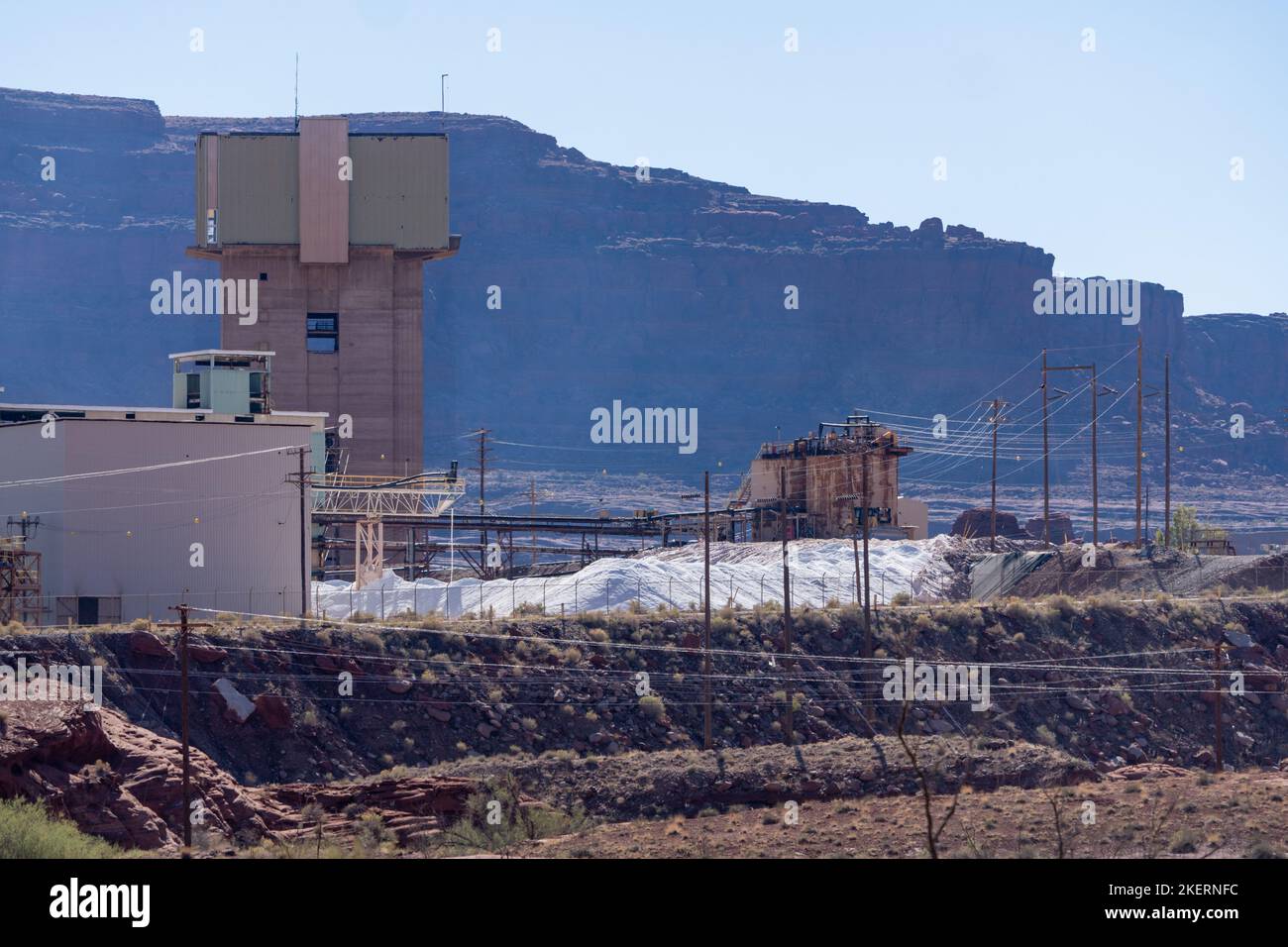 La planta de procesamiento en una mina de potasa que utiliza un método de extracción de soluciones cerca de Moab, Utah. Foto de stock