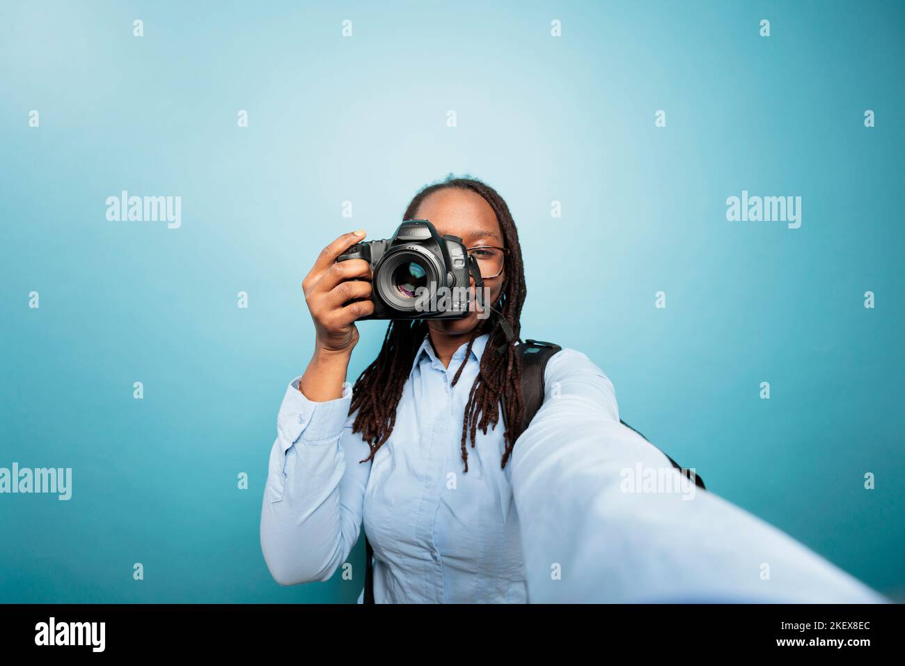 Fotógrafo aficionado tomando fotos fotografías e imágenes de alta  resolución - Alamy