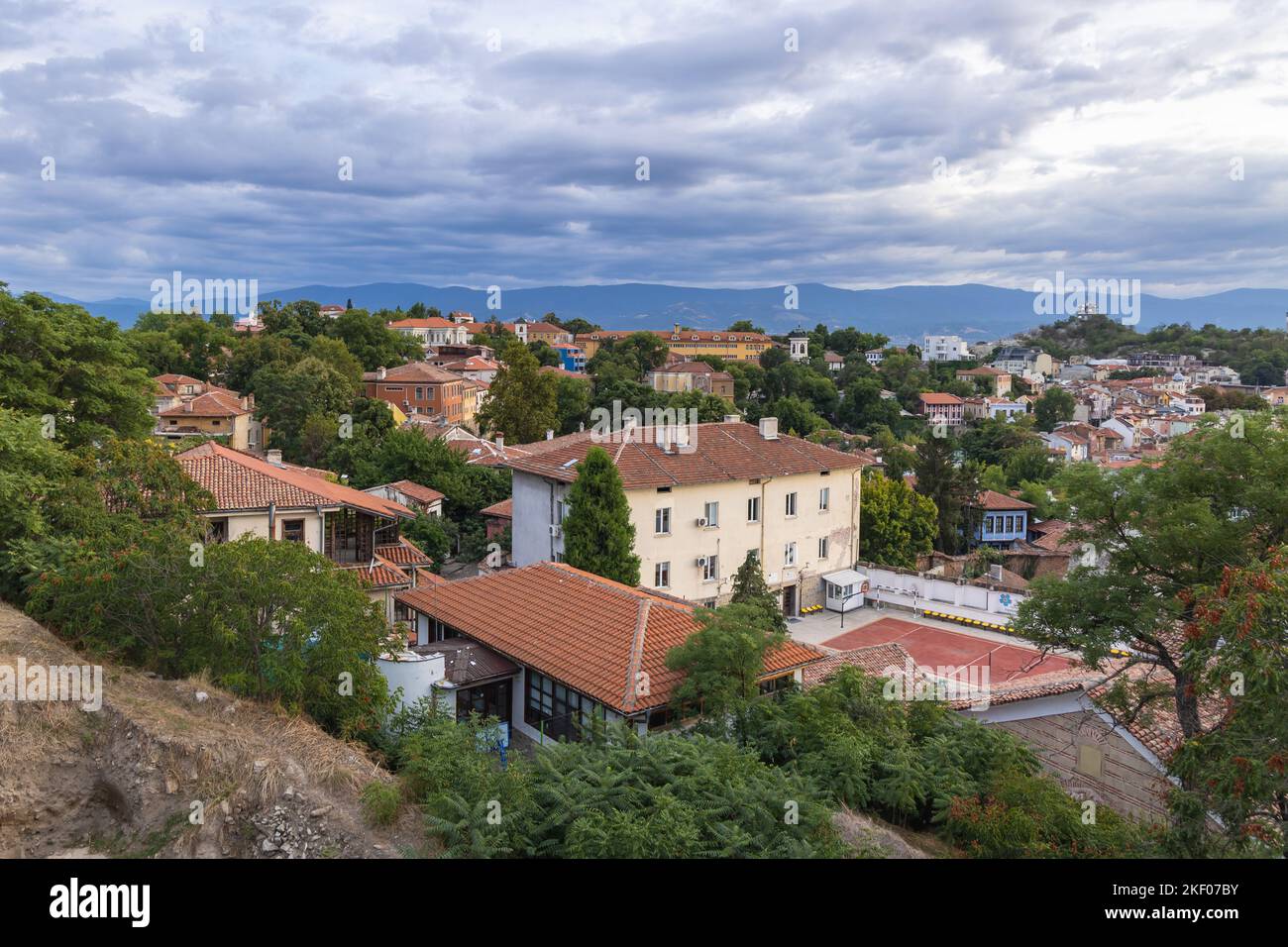 Nebet Tepe colina en la ciudad de Plovdiv, capital de la provincia de Plovdiv en el centro-sur de Bulgaria Foto de stock