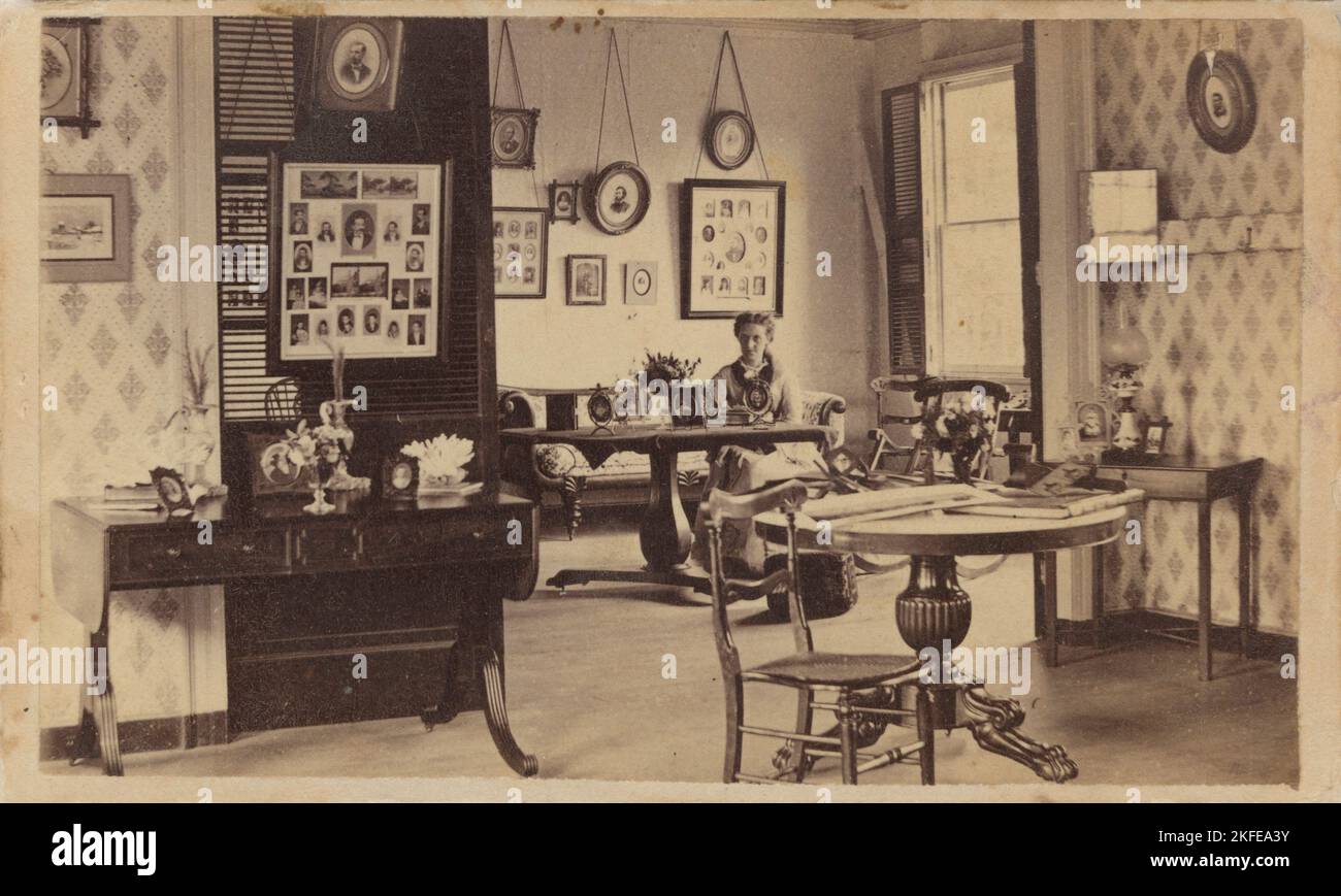 Una sala de recepción en Antigua, 1890 (inferida Fotografía de stock - Alamy
