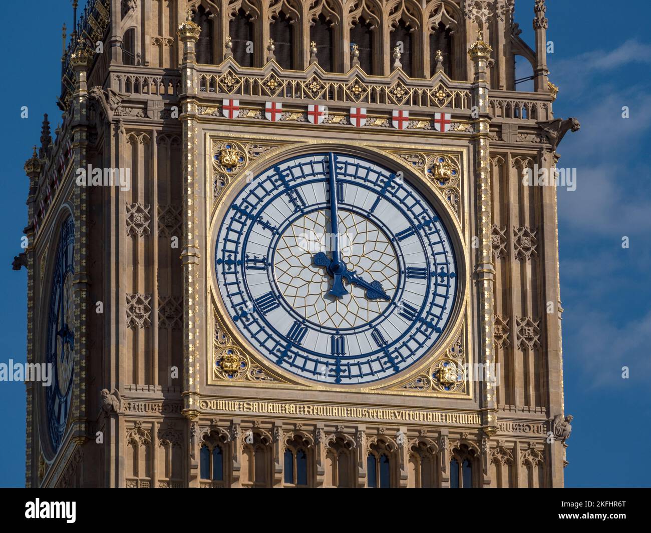 Elizabeth Tower (a veces llamado Big Ben) en el Palace of Westminster, Londres, Reino Unido tras su renovación (octubre de 2022) Foto de stock