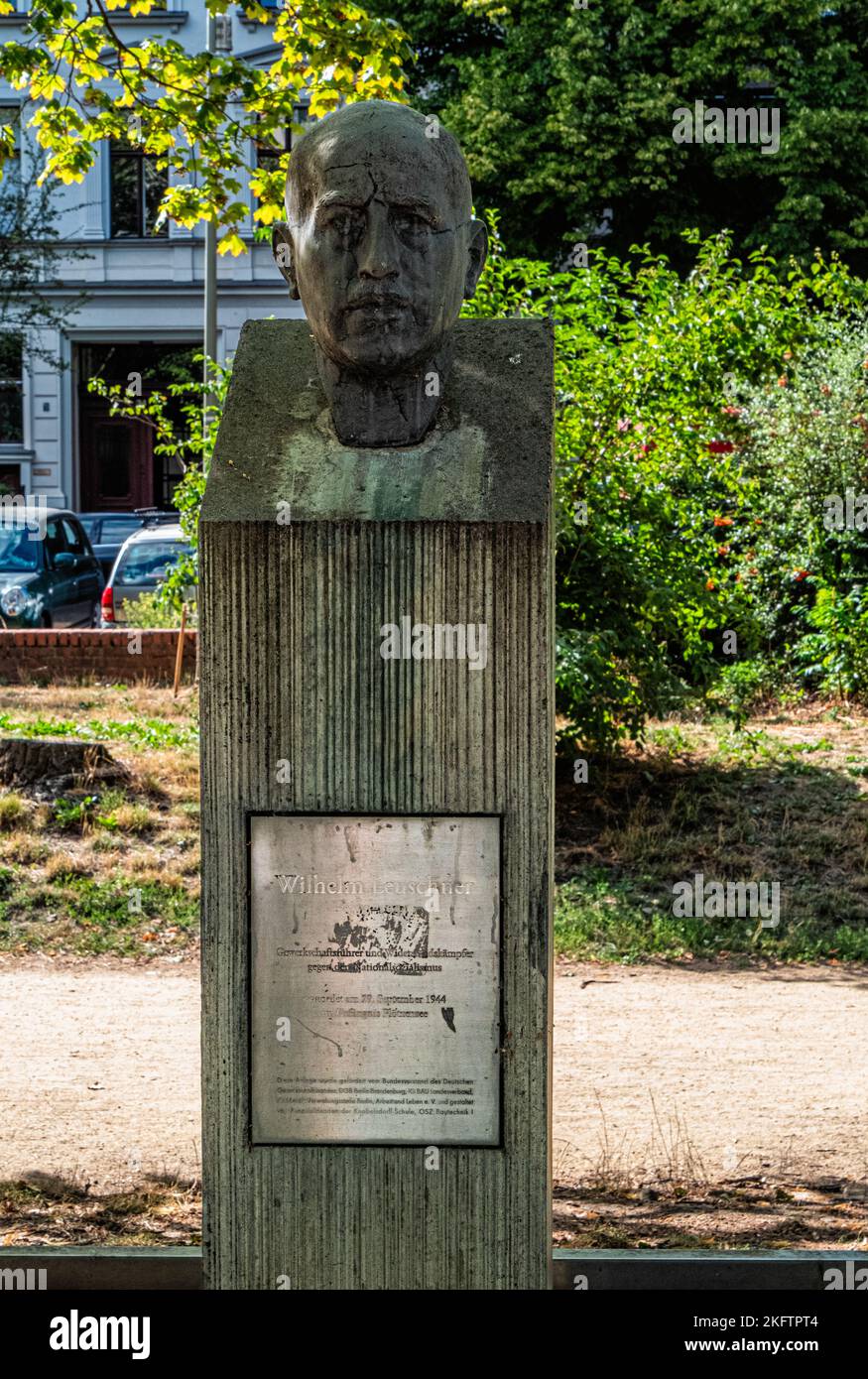 Memorial Wilhelm Leuschner, Leuschnerdamm, Kreuzberg, Berlín. Político socialdemócrata se opuso al nacionalsocialismo y fue ejecutado en 1944 Foto de stock