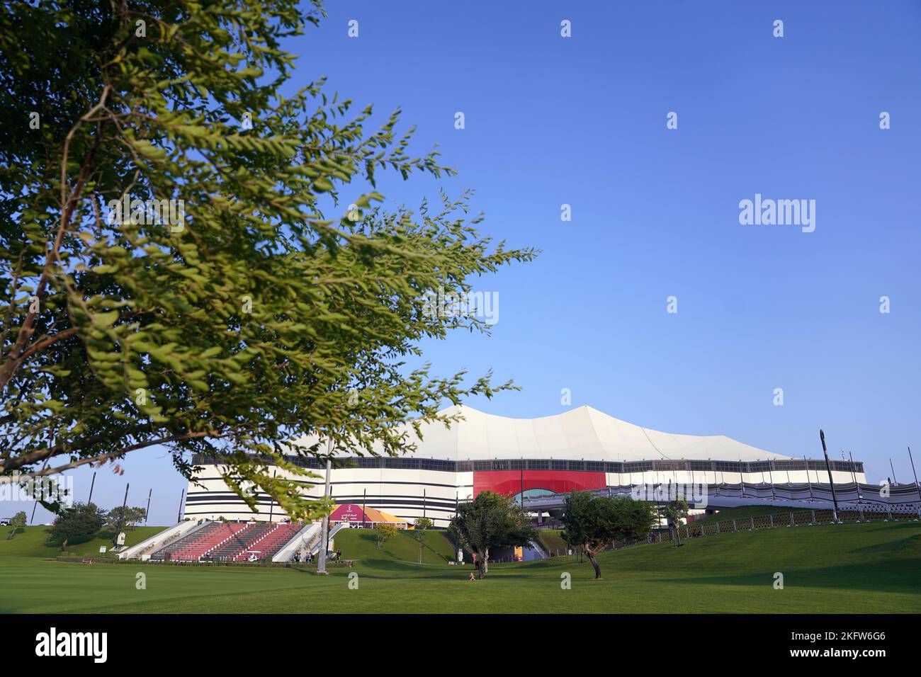 Una Visi N General Del Estadio Al Bayt Antes Del Partido De Copa Mundial De La Fifa Group A