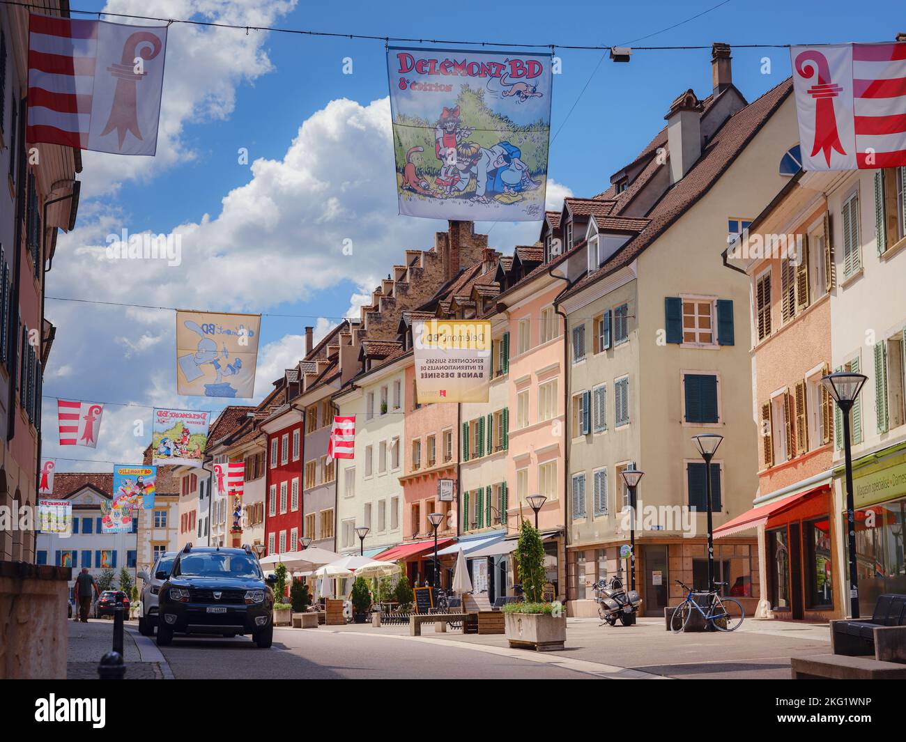 DELEMONT SUIZA, 5 DE JULIO de 2022 Edificios históricos en el centro