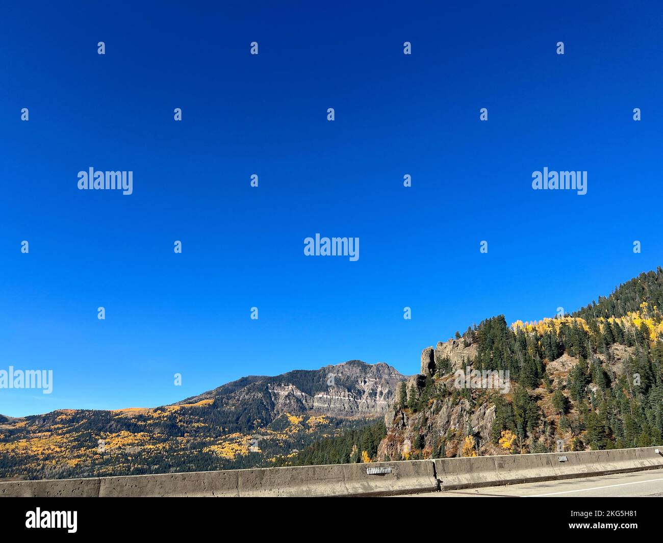 Un paisaje otoñal en Wolf Creek Pass, Colorado Foto de stock