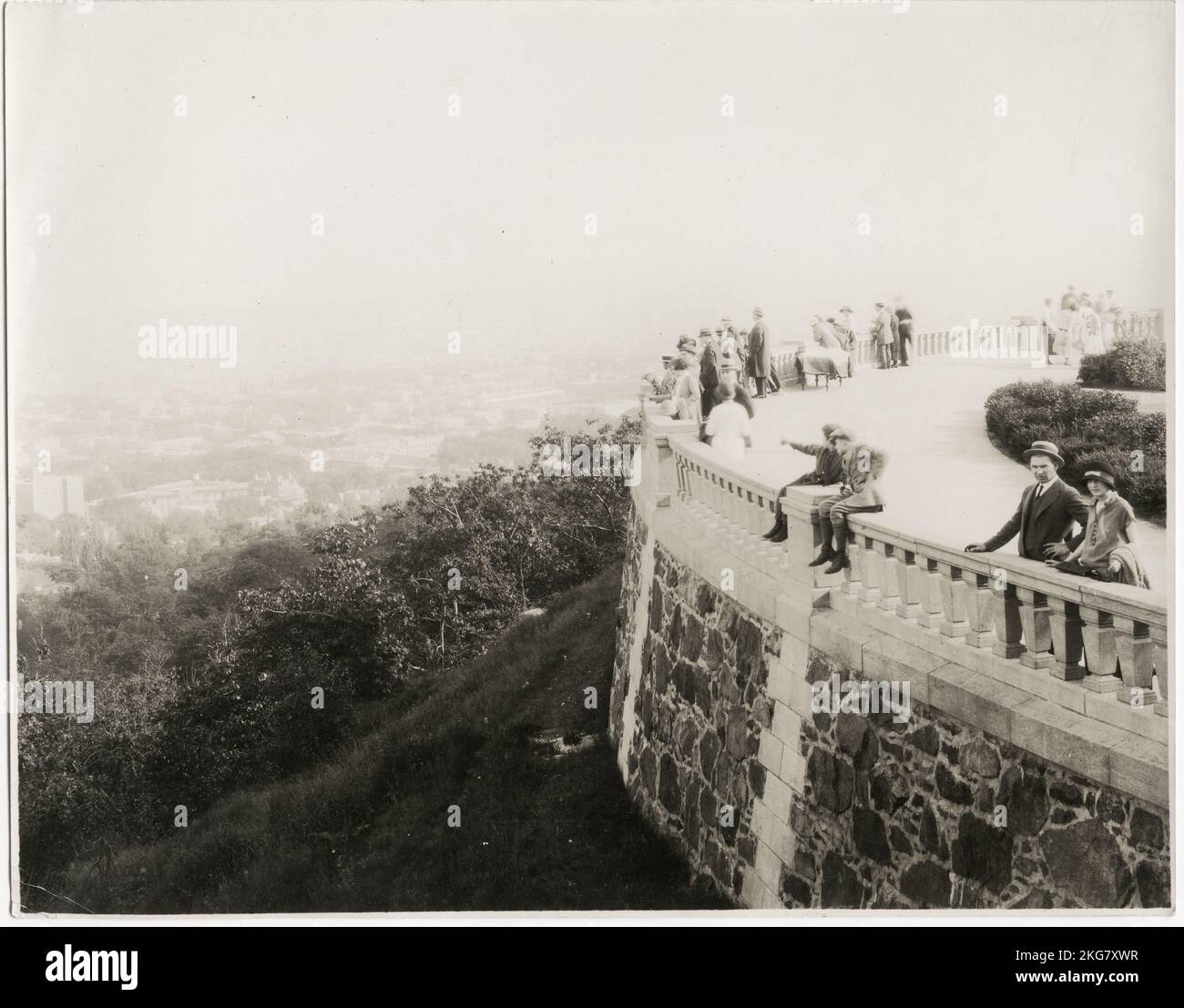 Impresión de prensa de principios del siglo 20th, Canadá: Balcón, Mount Royal, Montreal Foto de stock