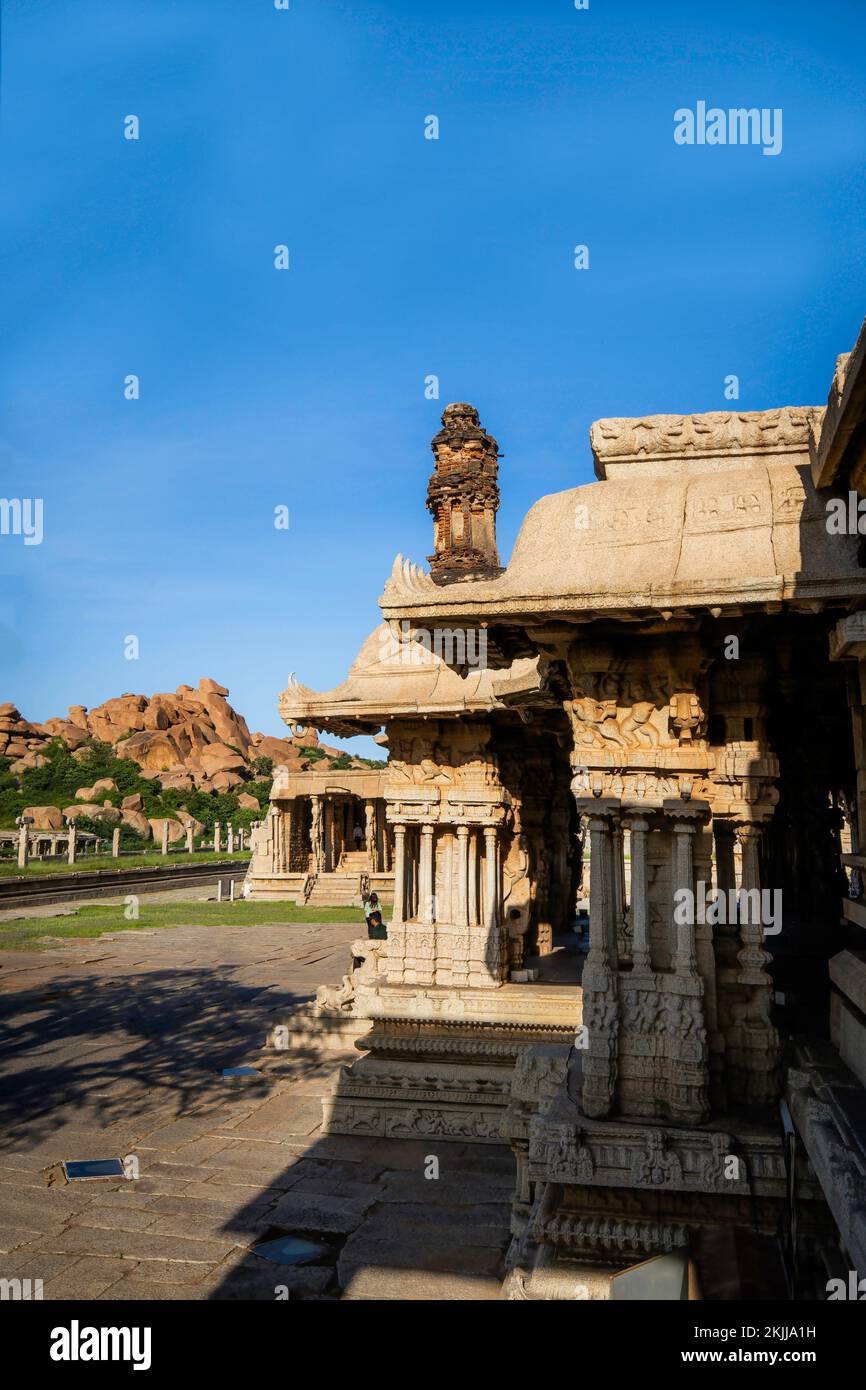 El icono turístico de Karnataka...El Chariot de Piedra, Hampi. Construido por el rey Krishnadevaraya del Imperio Vijayangara durante el siglo 16th, Foto de stock