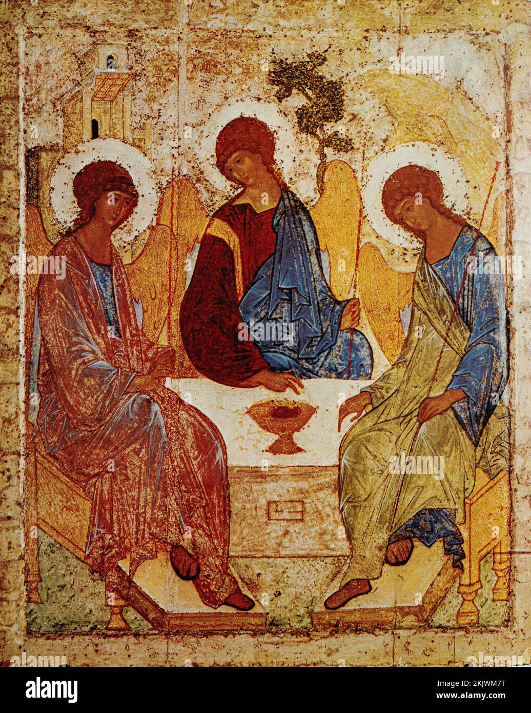 Icono de la Santísima Trinidad, pintado por Andrei Rublev en el siglo 15th, es el más famoso de sus obras y una de las dos obras supervivientes que los científicos creen Foto de stock