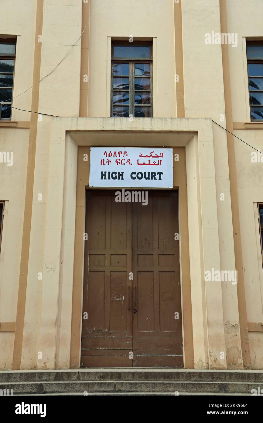 Edificio del Tribunal Superior de Asmara Foto de stock