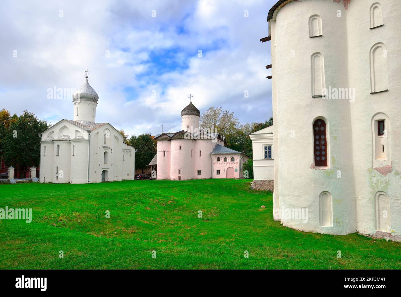 Granja de Yaroslav en Veliky Novgorod. El conjunto de la Catedral de