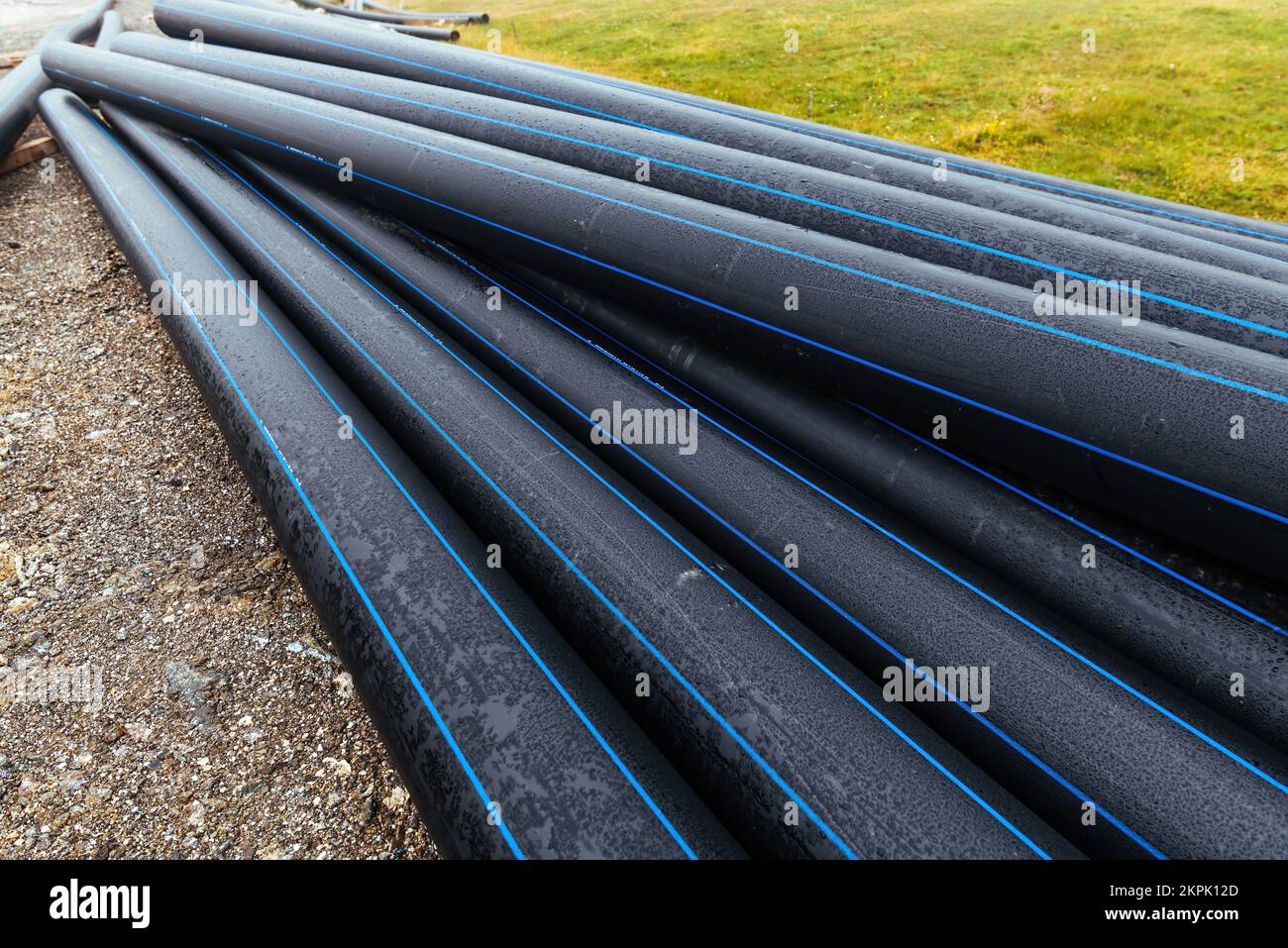 Construcción de carreteras y tuberías de aguas pluviales para alcantarillado sanitario, enfoque selectivo Foto de stock