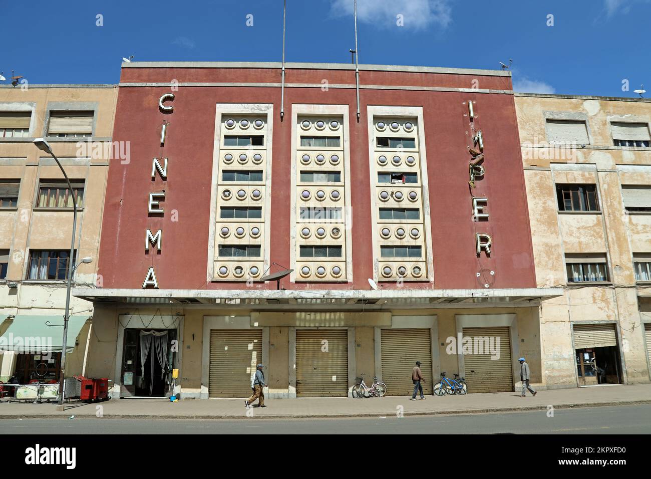 Cine Impero en la ciudad de Asmara en Eritrea Foto de stock