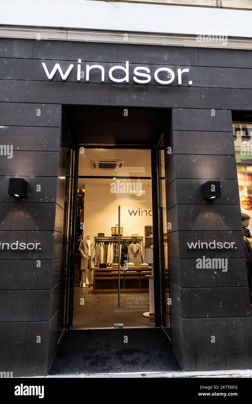 Windsor shop fotografías e imágenes de alta - Alamy