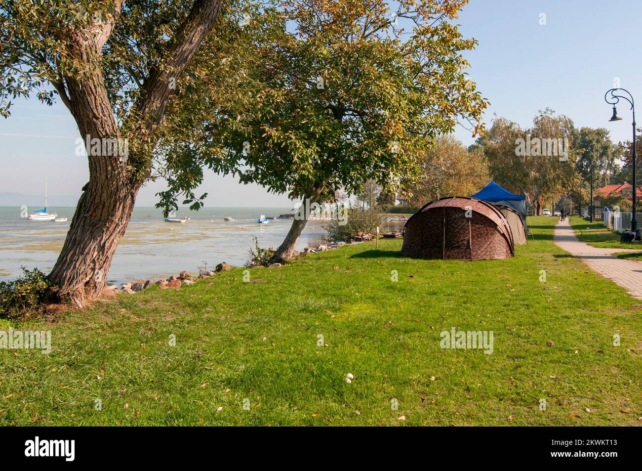 Paisaje en la costa sur del lago Balaton, Hungría Foto de stock