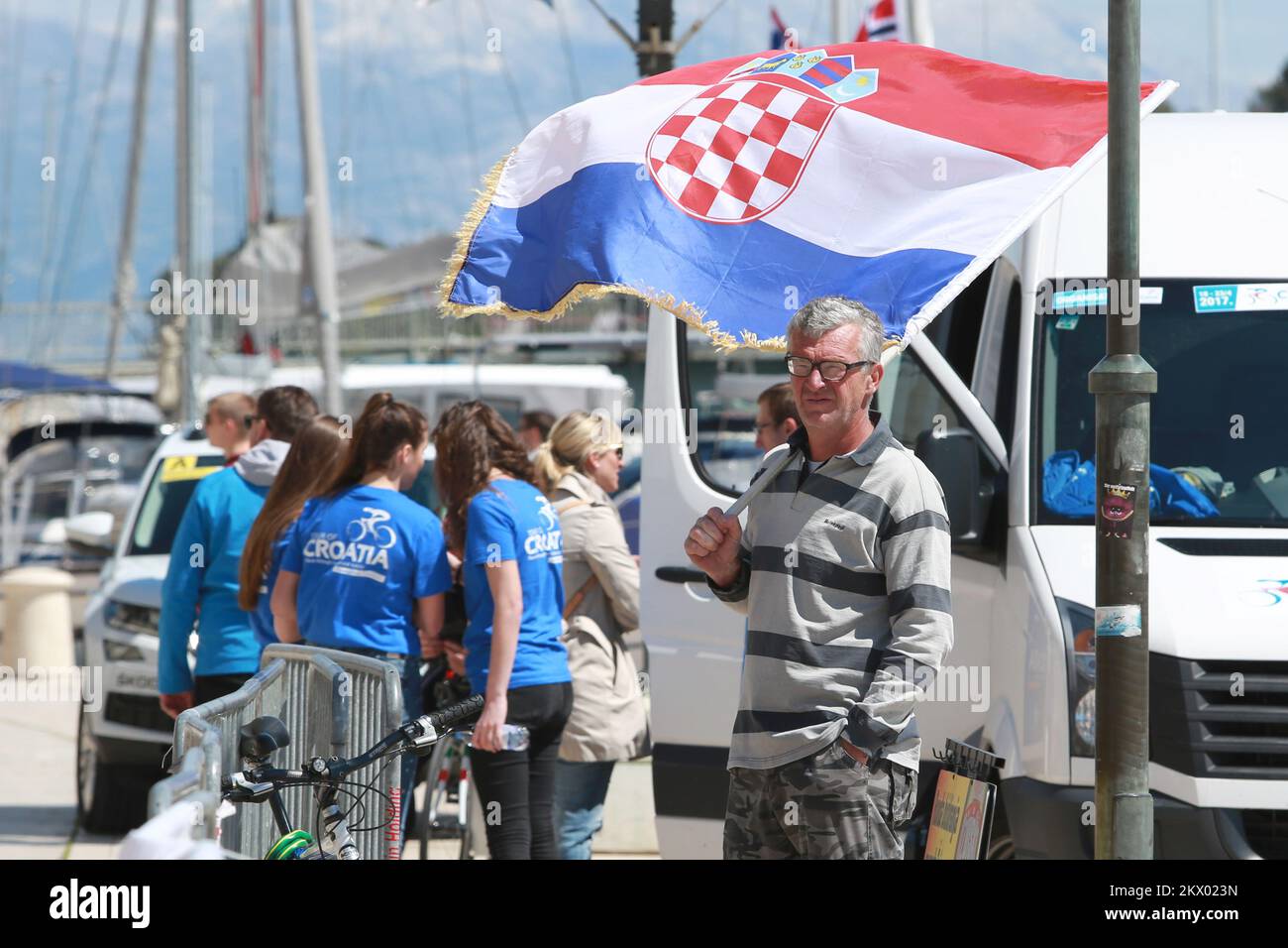 19.04.2017., Trogir, Croacia - Carrera internacional de ciclismo El Tour de Croacia se llevará a cabo por tercer año consecutivo, desde el 18-23 de abril de 2017 a través de seis etapas en la ruta de más de 1.000 kilómetros por toda Croacia. Foto: Miranda Cikotic/PIXSELL Foto de stock