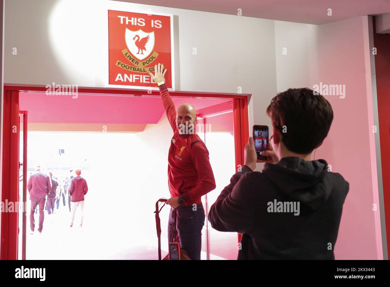 A Sala De Mudança No Estádio De Anfield Em Liverpool, Reino Unido Imagem  Editorial - Imagem de britânico, cidade: 122762180