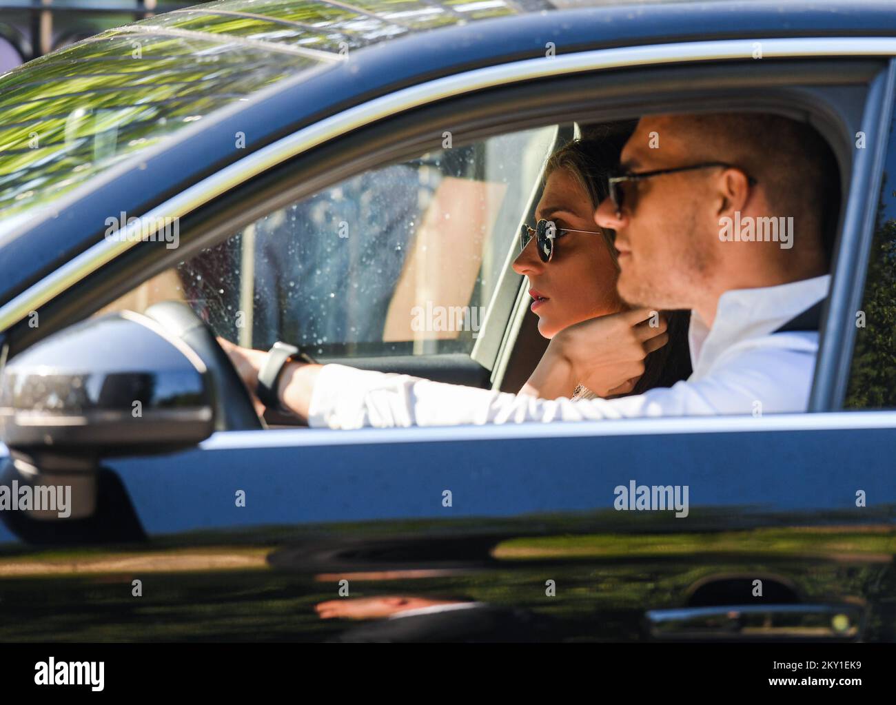 El futbolista croata Nikola Moro con su novia Paula Pulic durante la