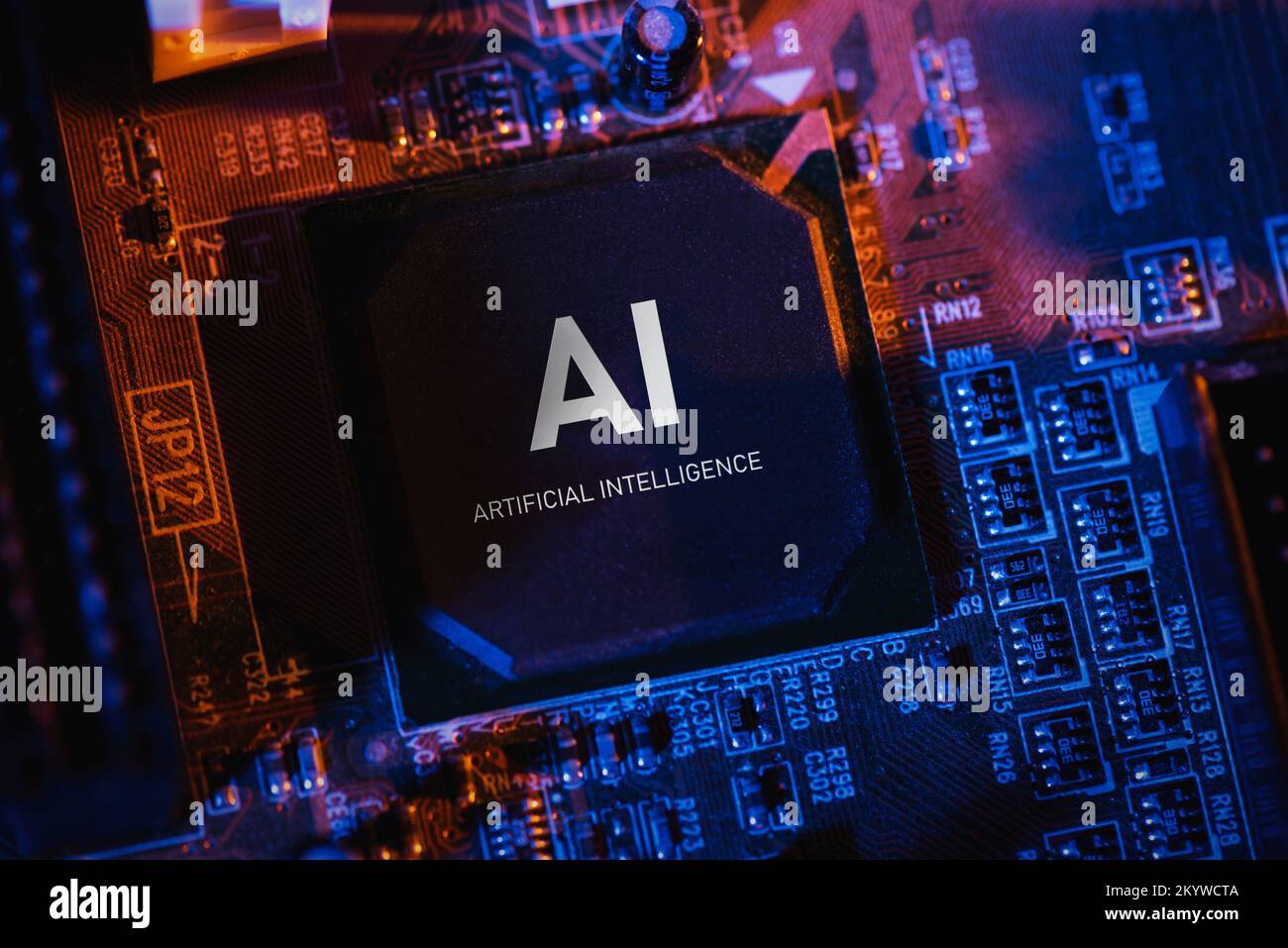 Concepto de inteligencia artificial con chip informático. Primer plano del microprocesador AI. Foto de stock