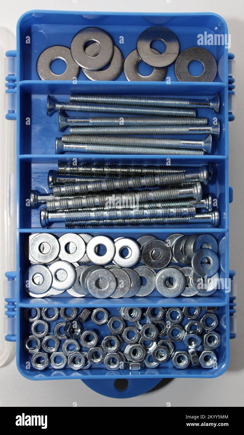 Los elementos de hardware se organizan por tipo en las celdas de Una