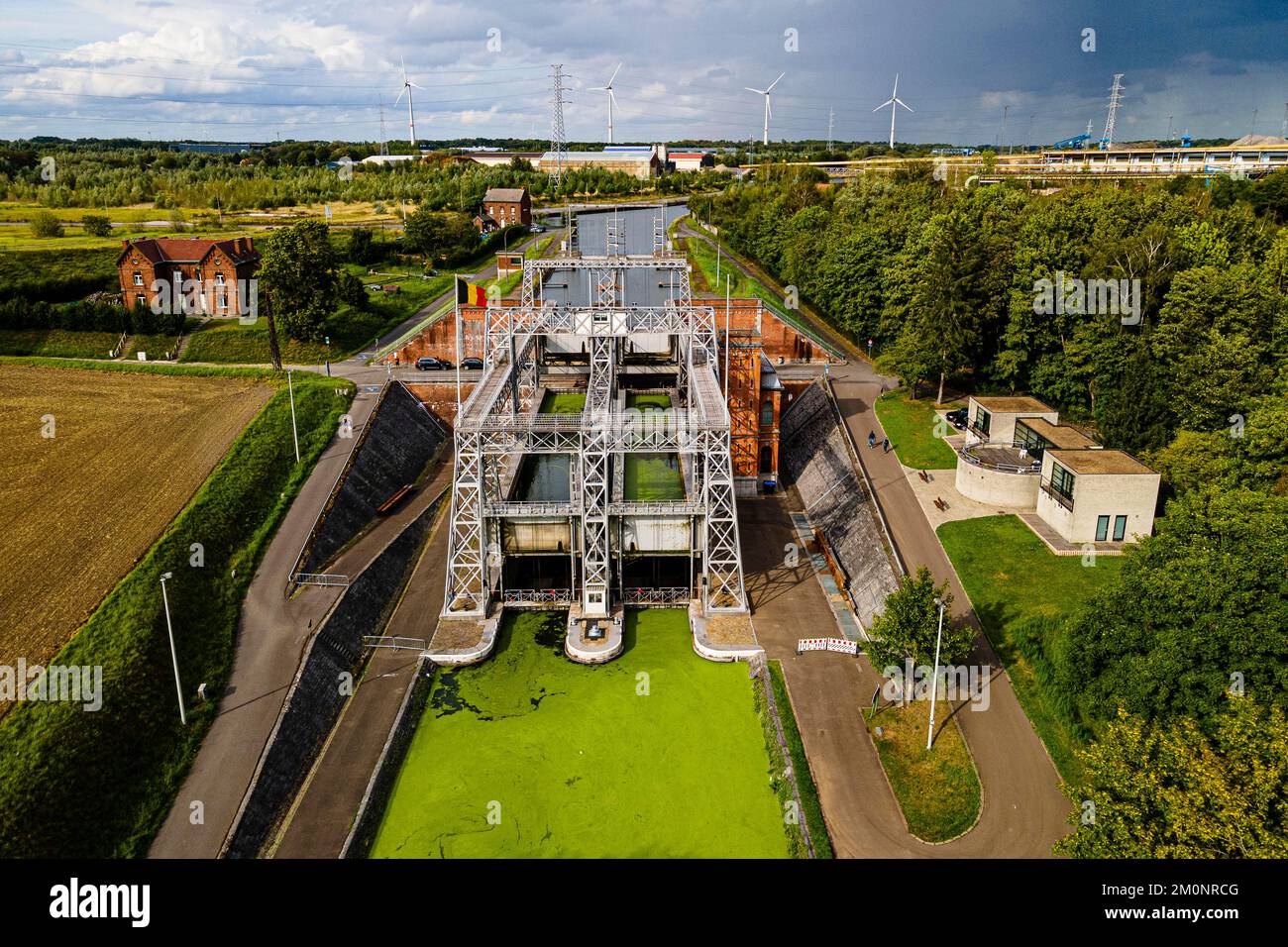 Aerial of Houdeng-G?gnies Lift No 1, Patrimonio de la Humanidad de la  UNESCO Elevadores de barcos en el Canal du Centre, La Louviere, Bélgica,  Europa Fotografía de stock - Alamy