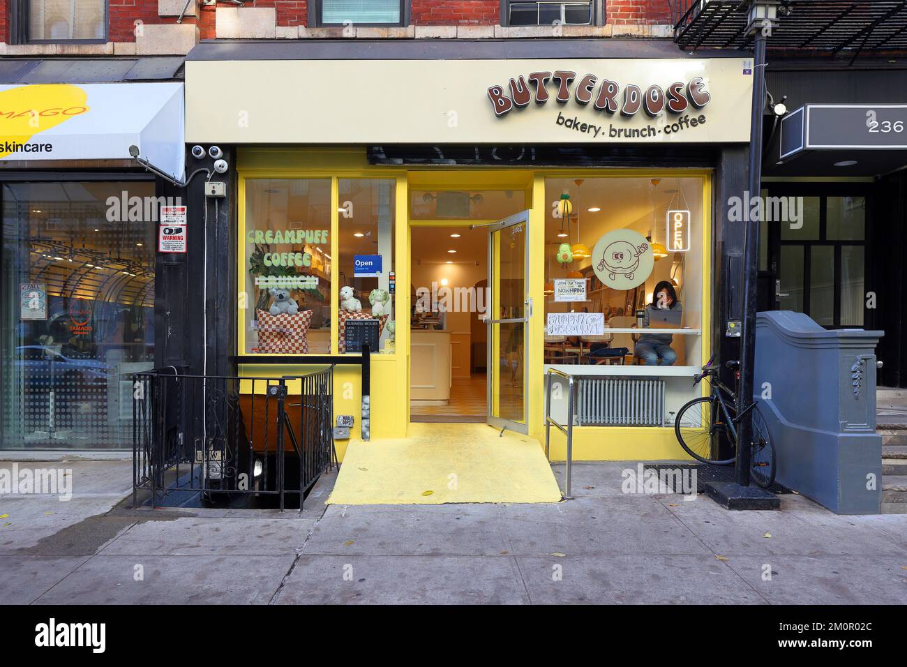 Butterdose, 236 E 13th St, Nueva York, Nueva York, Nueva York, foto de una panadería en el barrio East Village de Manhattan. Foto de stock