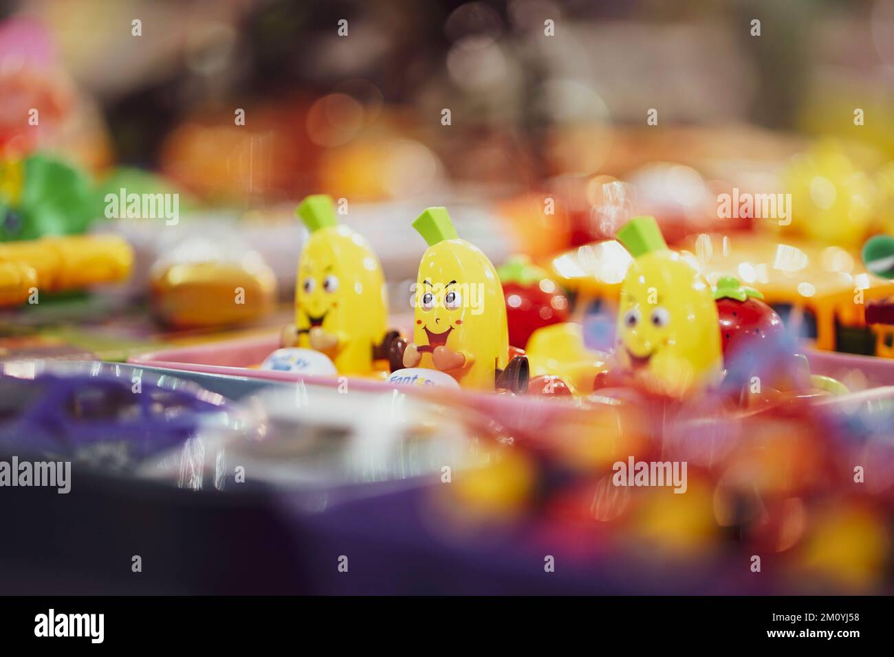 Juguetes de frutas fotografías e imágenes de alta resolución - Alamy