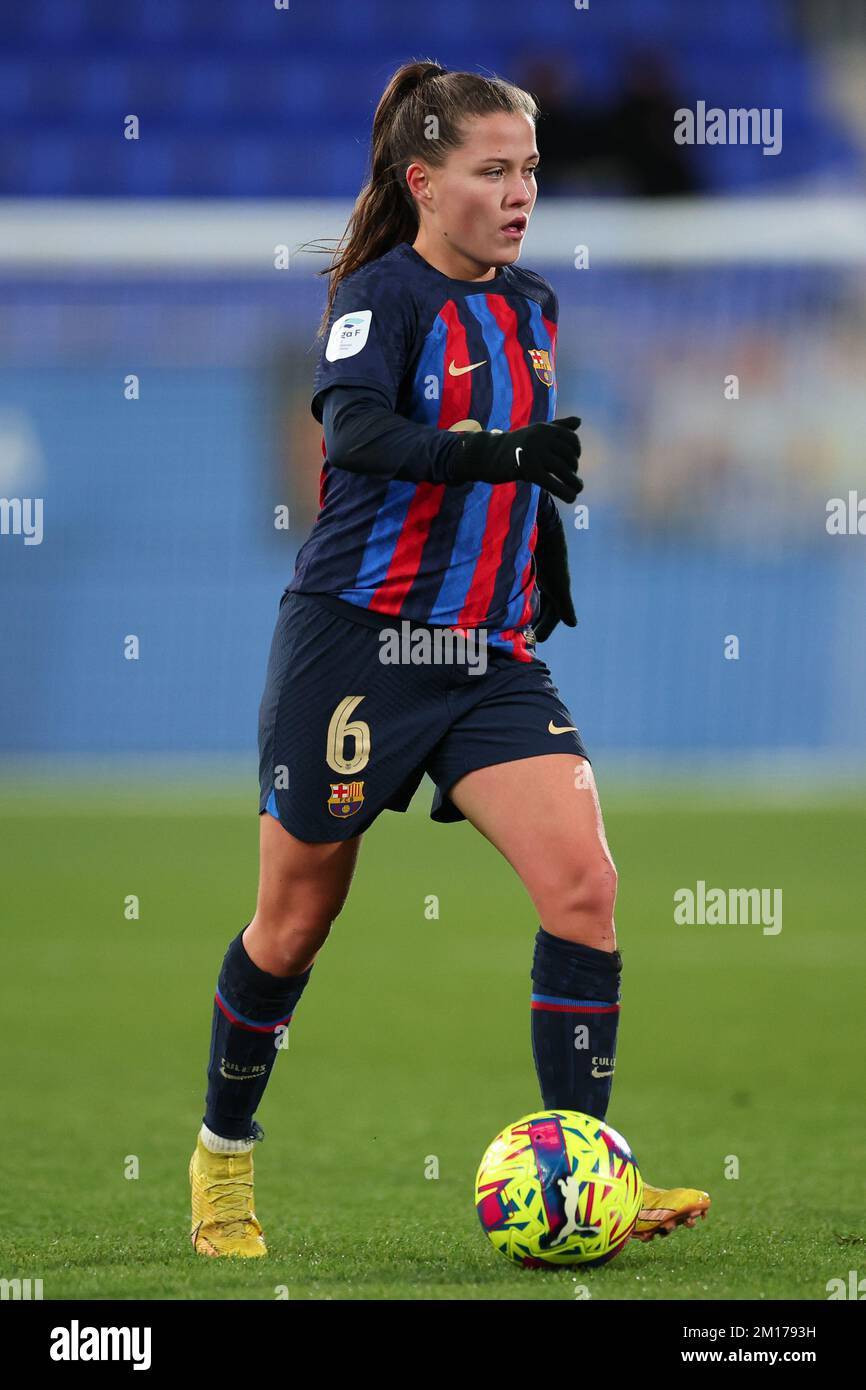 Barcelona, España. 10th de Dic de 2022. Claudia Pina del FC Barcelona en  acción durante el partido La Liga F entre el FC Barcelona y el Alhama CF en  el estadio Johan