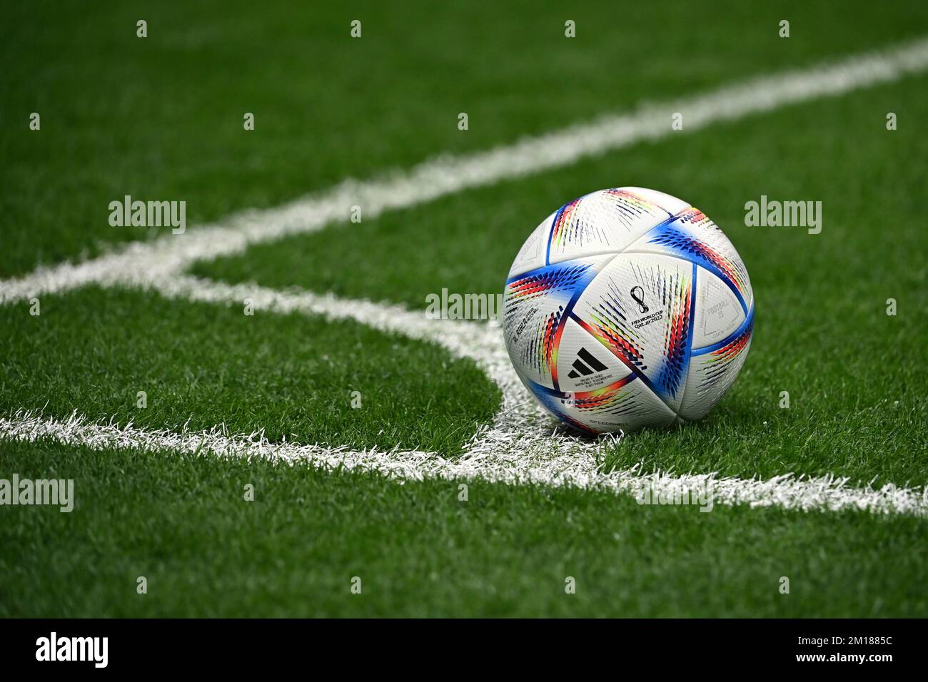 Litoral oscuro preferir Adidas football on pitch fotografías e imágenes de alta resolución - Alamy