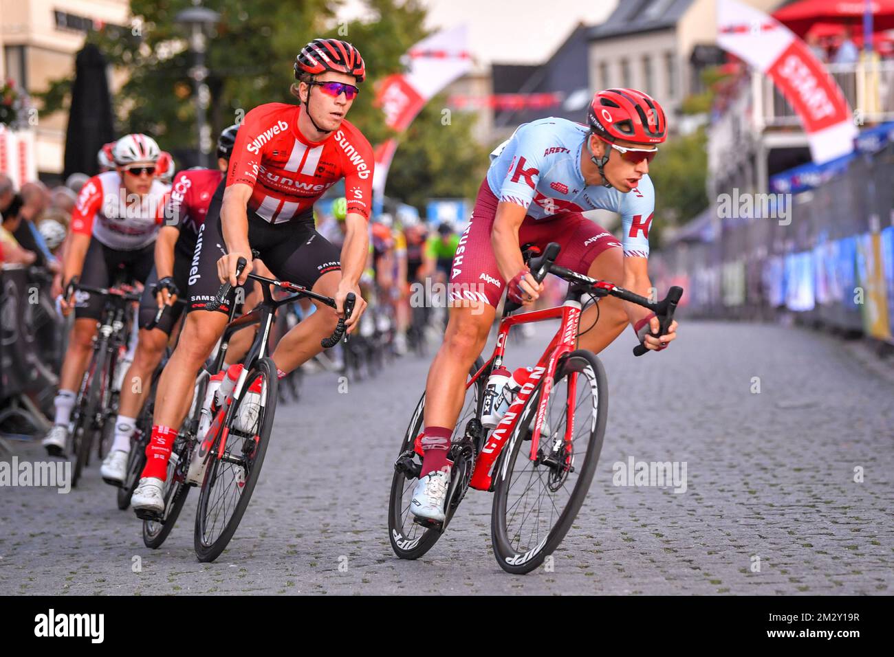 El jente belga Biermans de Katusha-Alpecin y el holandés Cees Bol del equipo  Sunweb fotografiados en acción durante la carrera ciclista 'Natourcriterium  Herentals', jueves 01 de agosto de 2019 en Herentals. El