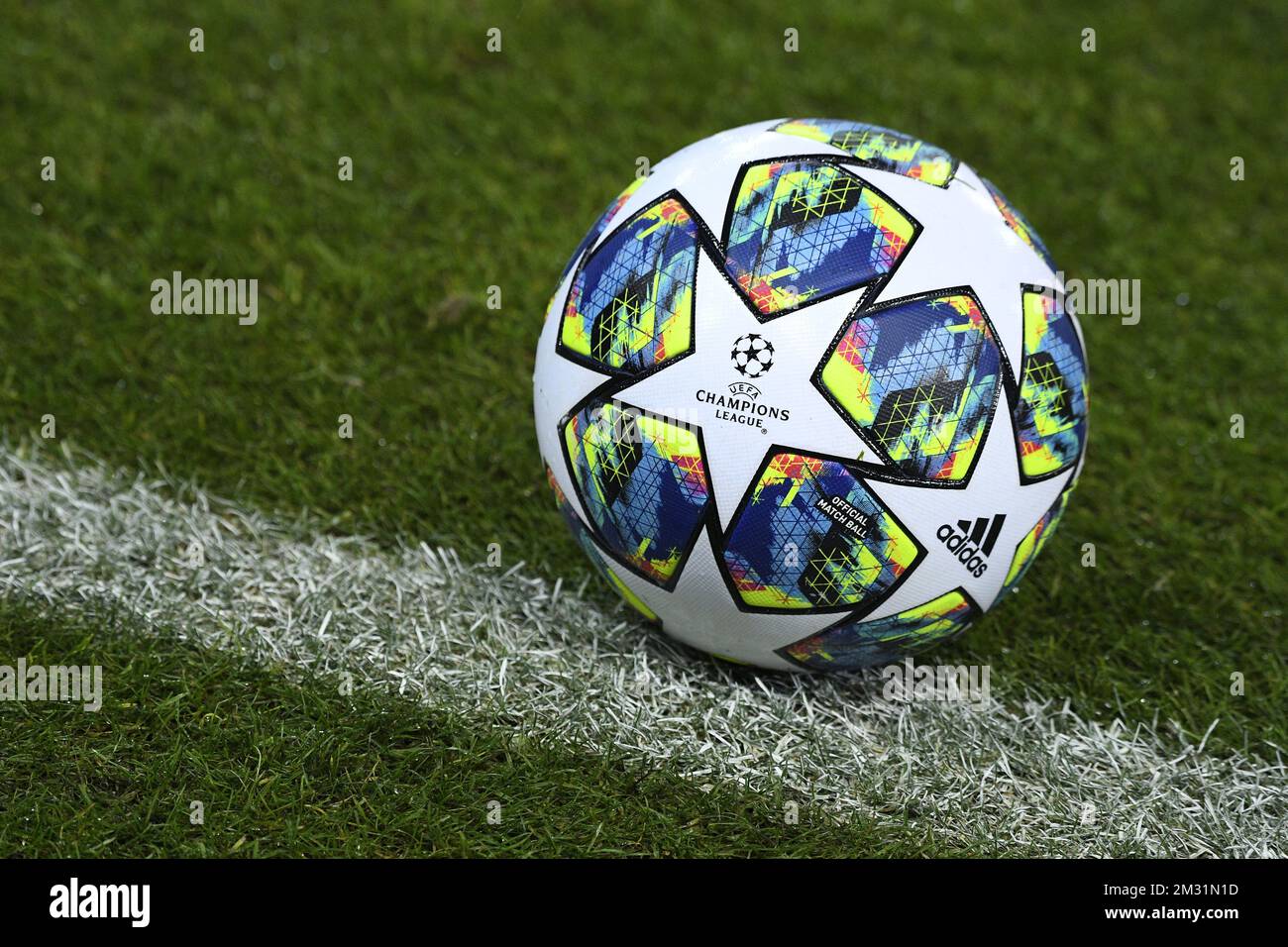 Adidas football 2019 fotografías e imágenes de alta resolución - Alamy