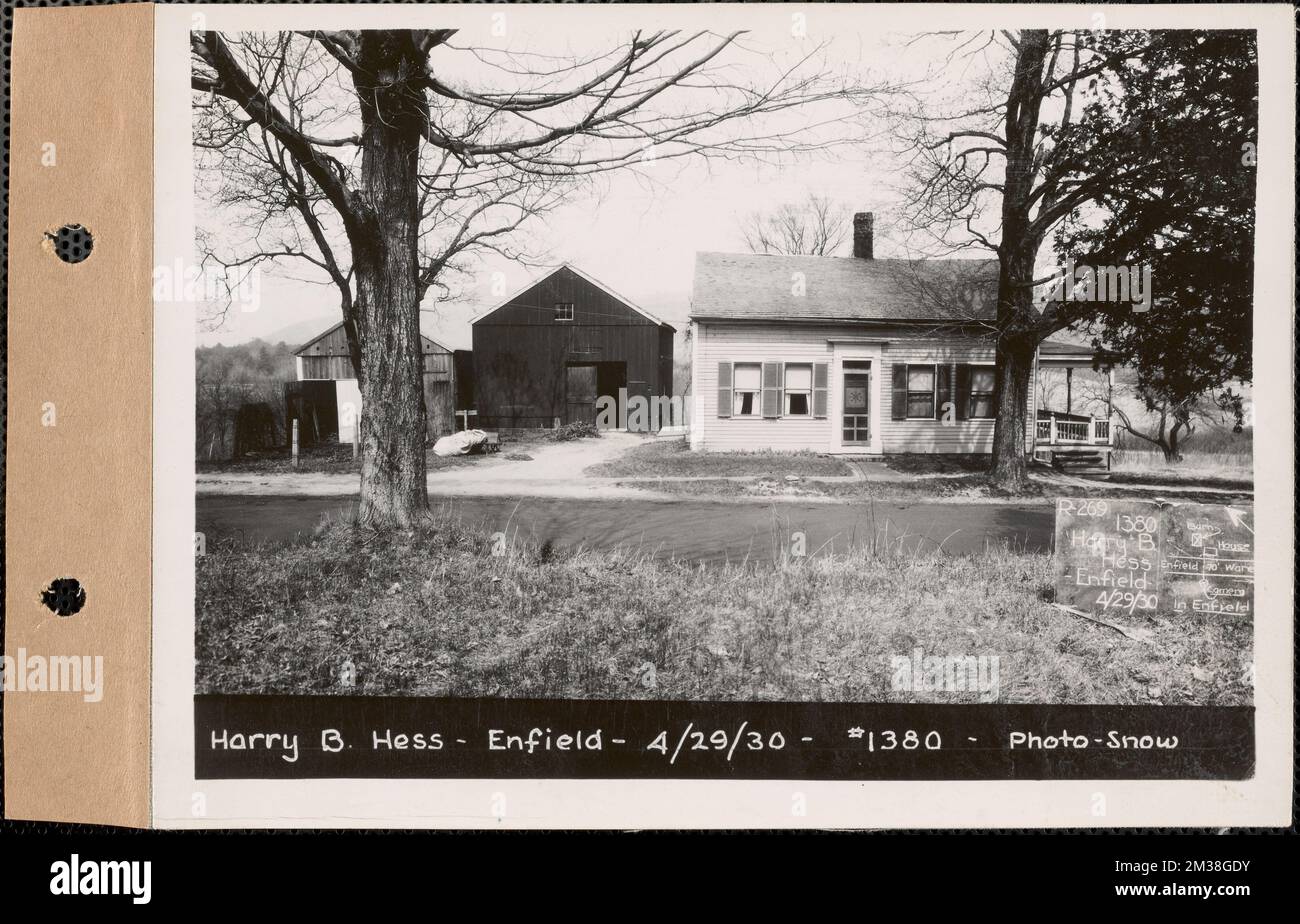 Harry B. Hess, casa, Enfield, Massachusetts, abril de 29, 1930 Parcel no 26940, Harry B. Hess Harry B. Hess, casa, Enfield, Massachusetts, abril de 29, 1930 Parcel no 26940, Harry B. Hess