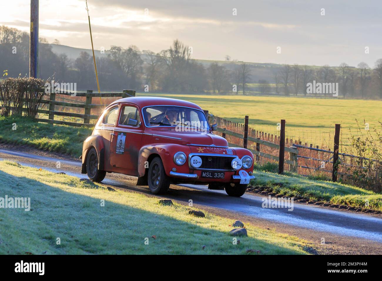 Middleshaw, Escocia - 05 de diciembre de 2022 : 1958 Volvo PV 544 que compite en el Hero Le Jog Land's End to John O'Groats Reliability Trial Foto de stock