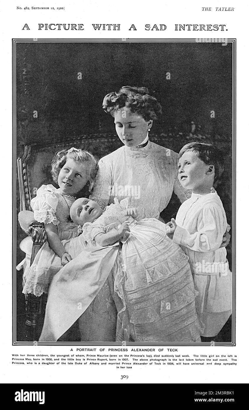 Princesa Alejandro de Teck, ex Princesa Alicia de Albany, posterior condesa de Athlone, nieta de la Reina Victoria (1883-1981) fotografiada con sus hijos, Princesa May de Teck, nacida en 1906, Príncipe Rupert de Teck (nacido en 1907) Y el bebé Príncipe Maurice de Teck que nació en 1910 pero murió en septiembre de ese año. Fecha: 1910 Foto de stock