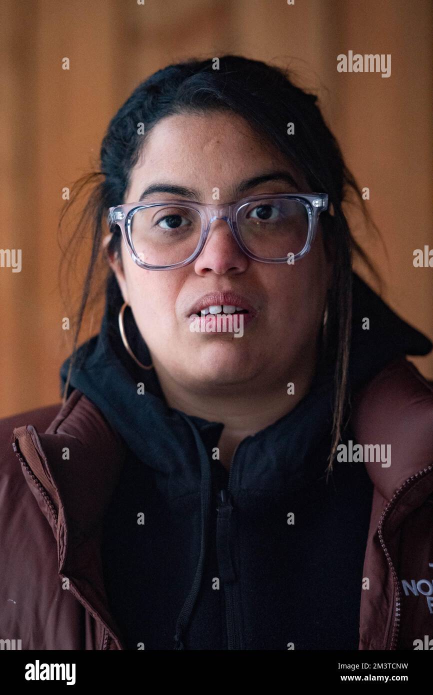 Melha Bedia asiste a una sesión de retratos para la película Toi Non Plus Tu N'as Rien Vu