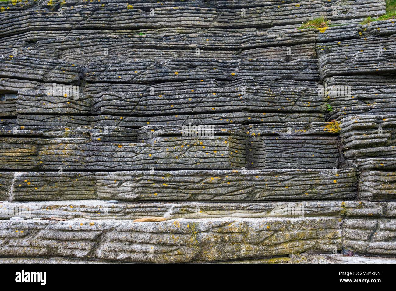 Formación rocosa en el Brough de Birsay, Islas Orcadas, Reino Unido Foto de stock