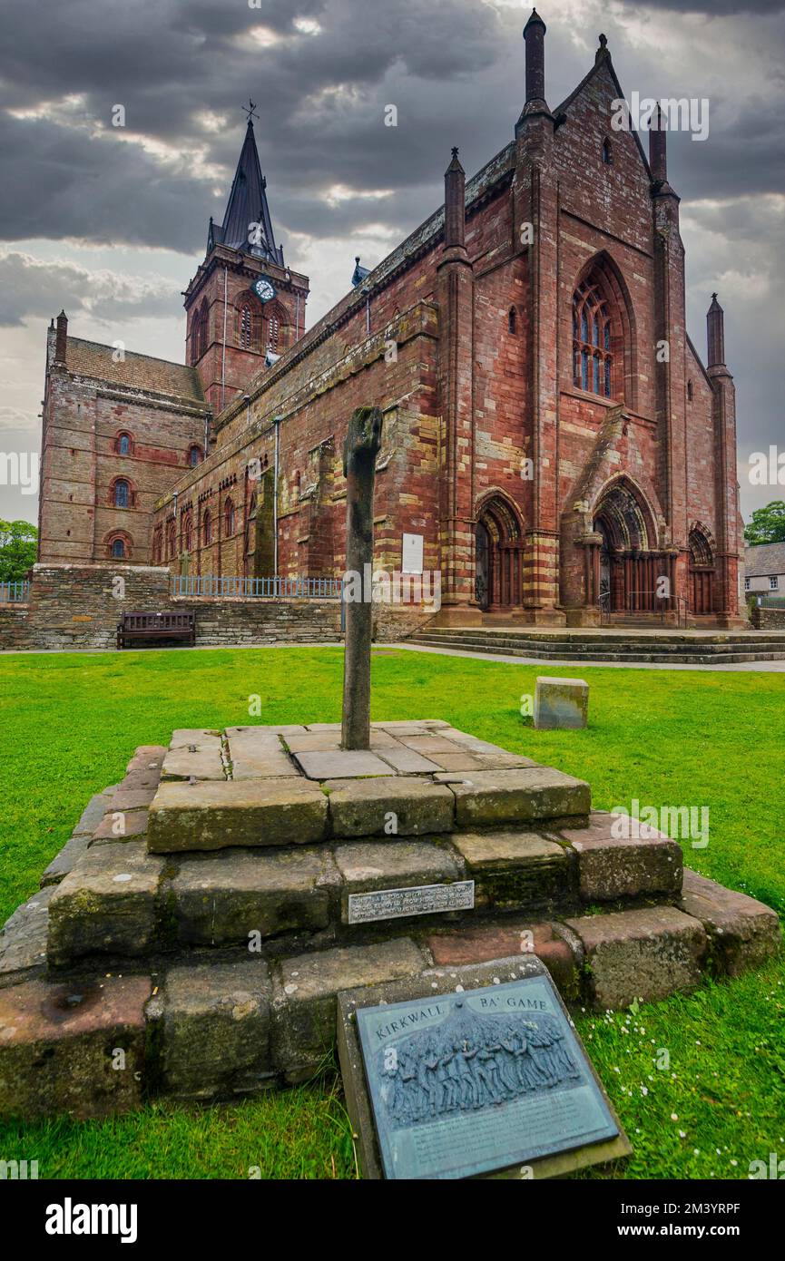 Catedral de St Magnus, Kirkwall, Islas Orcadas, Reino Unido Foto de stock
