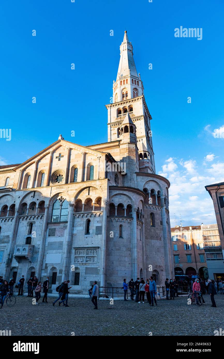 Catedral de Santa María Assunta y San Geminiano, Patrimonio de la Humanidad de la UNESCO Módena, Italia Foto de stock