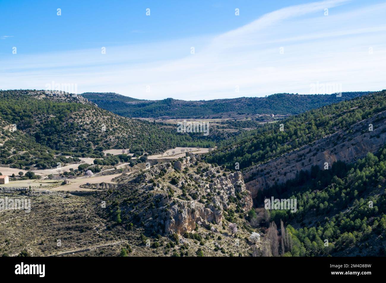 Paisaje de montañas en la comunidad valenciana. Valencia - España Foto de stock