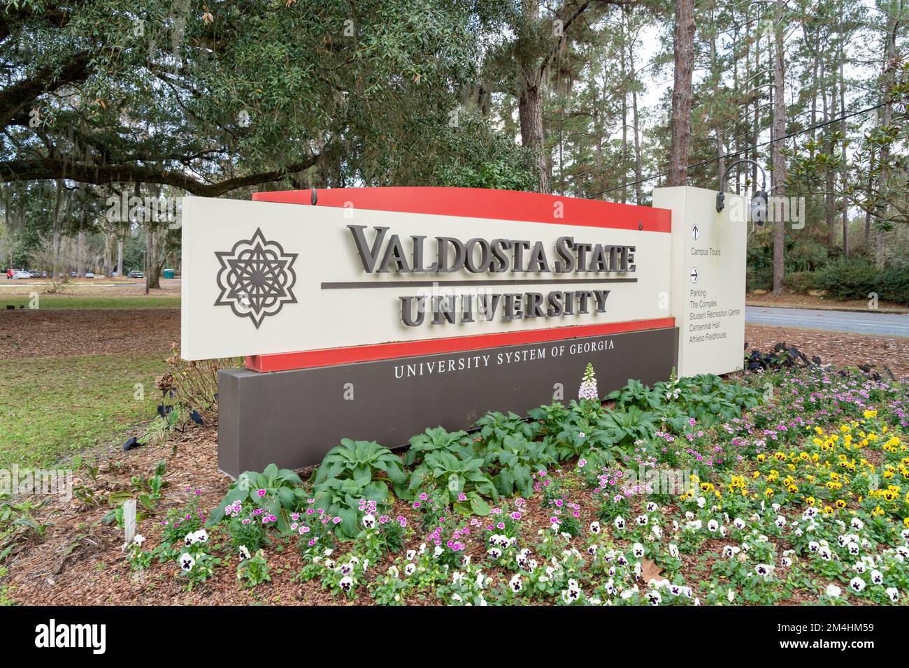 Valdosta, Georgia, EE.UU. - 30 de diciembre de 2021: La señal de tierra de Valdosta State University se muestra Valdosta, Georgia, EE.UU. Foto de stock