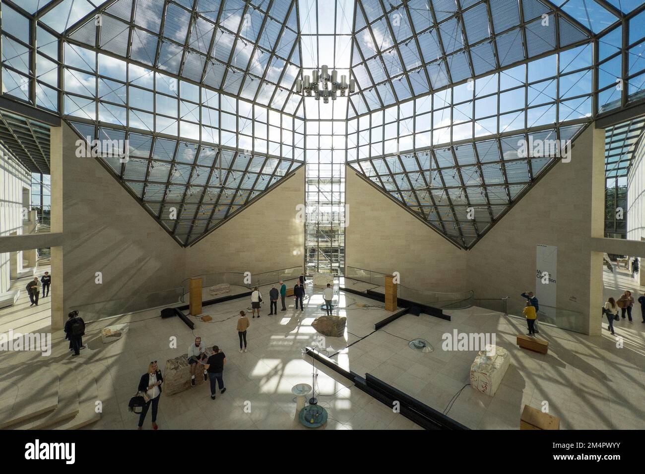 El Gran Salón dentro del Mudam (Museo de Arte Contemporáneo), Kirchberg, Luxemburgo Foto de stock