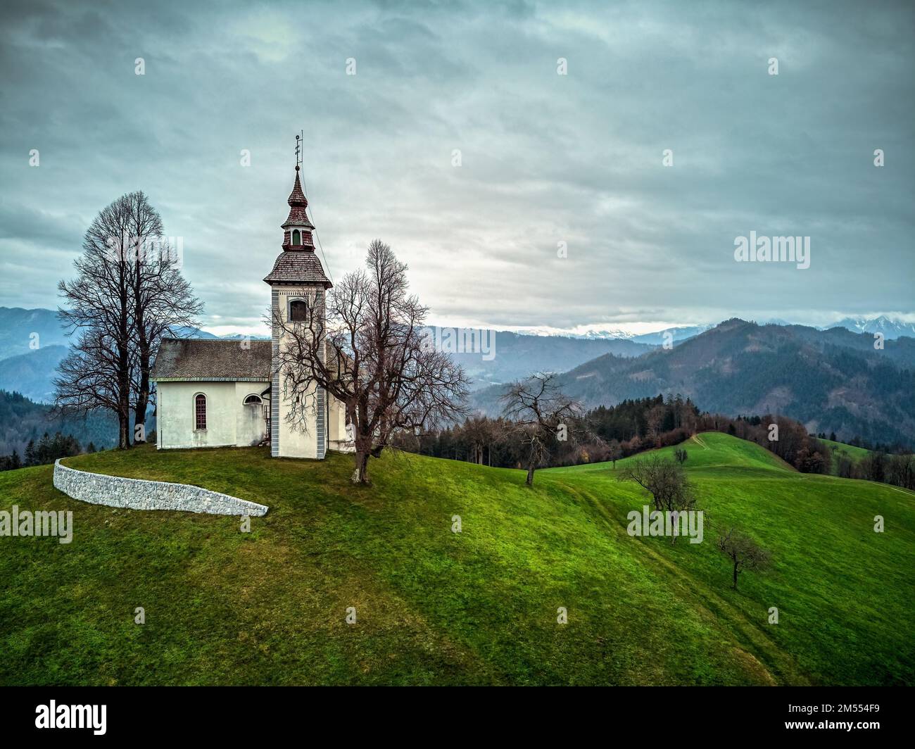 Vista aérea de la iglesia de Santo Tomás. La foto fue tomada el 30th de