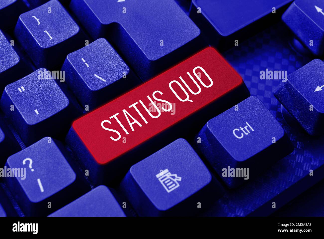 Signo de escritura a mano Status Quo. Concepto que significa el estado de cosas existente en