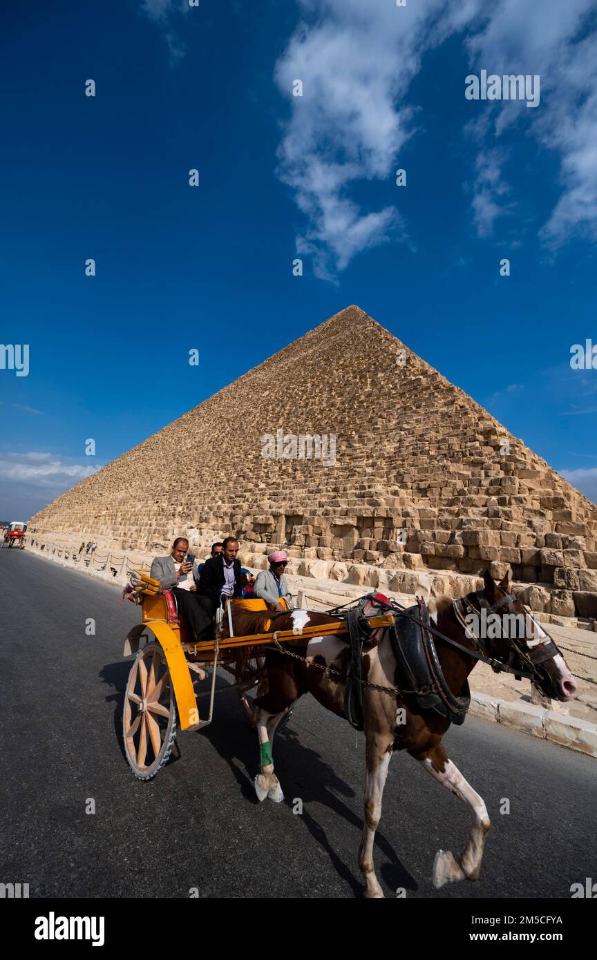 pirámides en giza el cairo Foto de stock