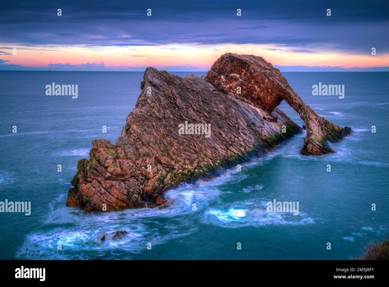 bowfiddle rock portknockie moray escocia Foto de stock