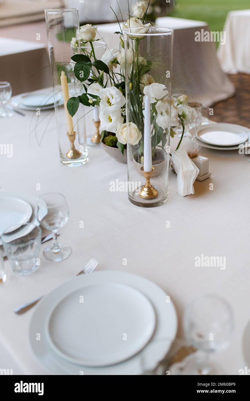 Decoración de salón de banquetes fotografías e imágenes de alta resolución  - Alamy