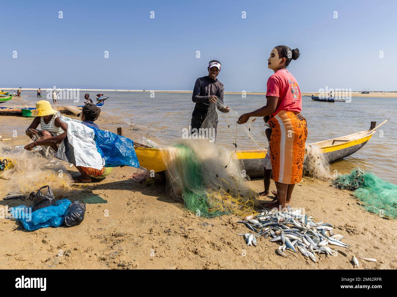 Betania pueblo pesquero en la playa de Toliara, cerca de Morondava, Madagascar, África Foto de stock