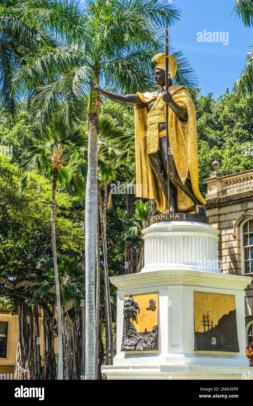 Estatua del Rey Kamehameha I Edificio de la Corte Suprema del Estado