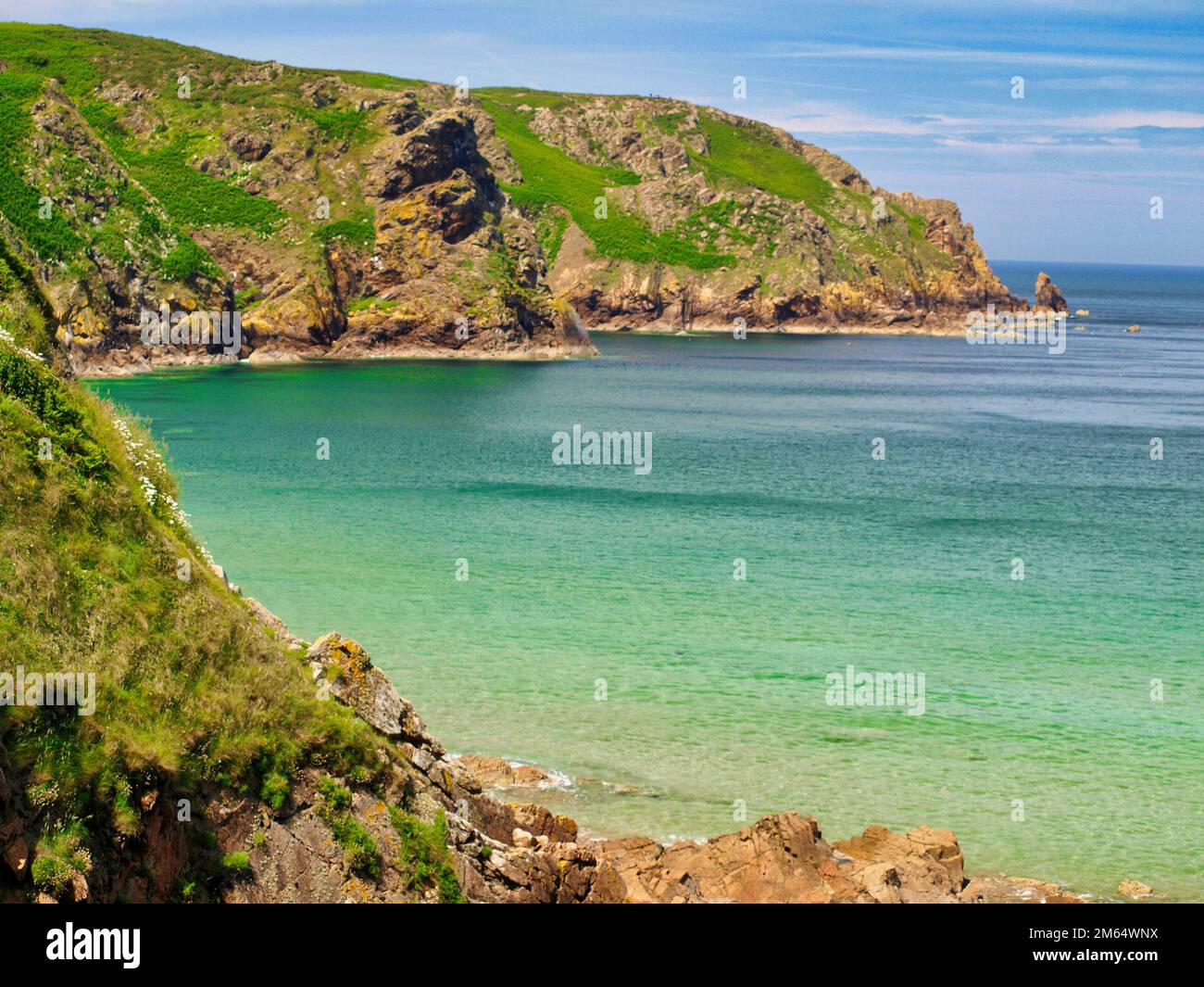 North Coast View - Isla de Jersey en el Canal de la Mancha Foto de stock