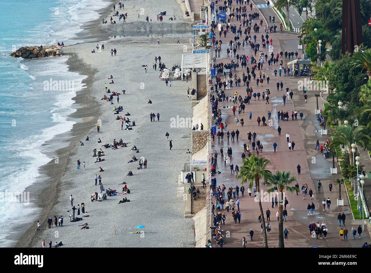 Por encima de la vista de Promenade des Anglais. Niza, Francia - Diciembre 2022 Foto de stock